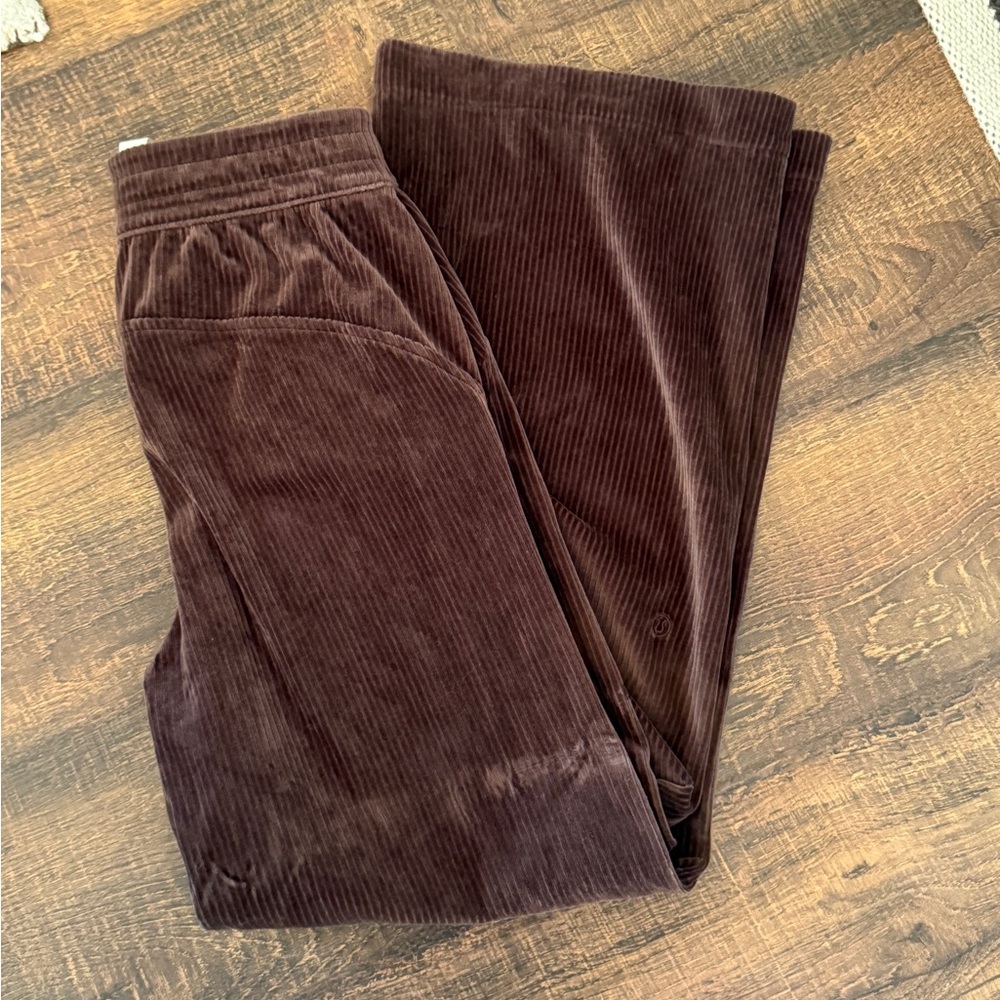 Lululemon Wide Leg Brown Pants- Size 4